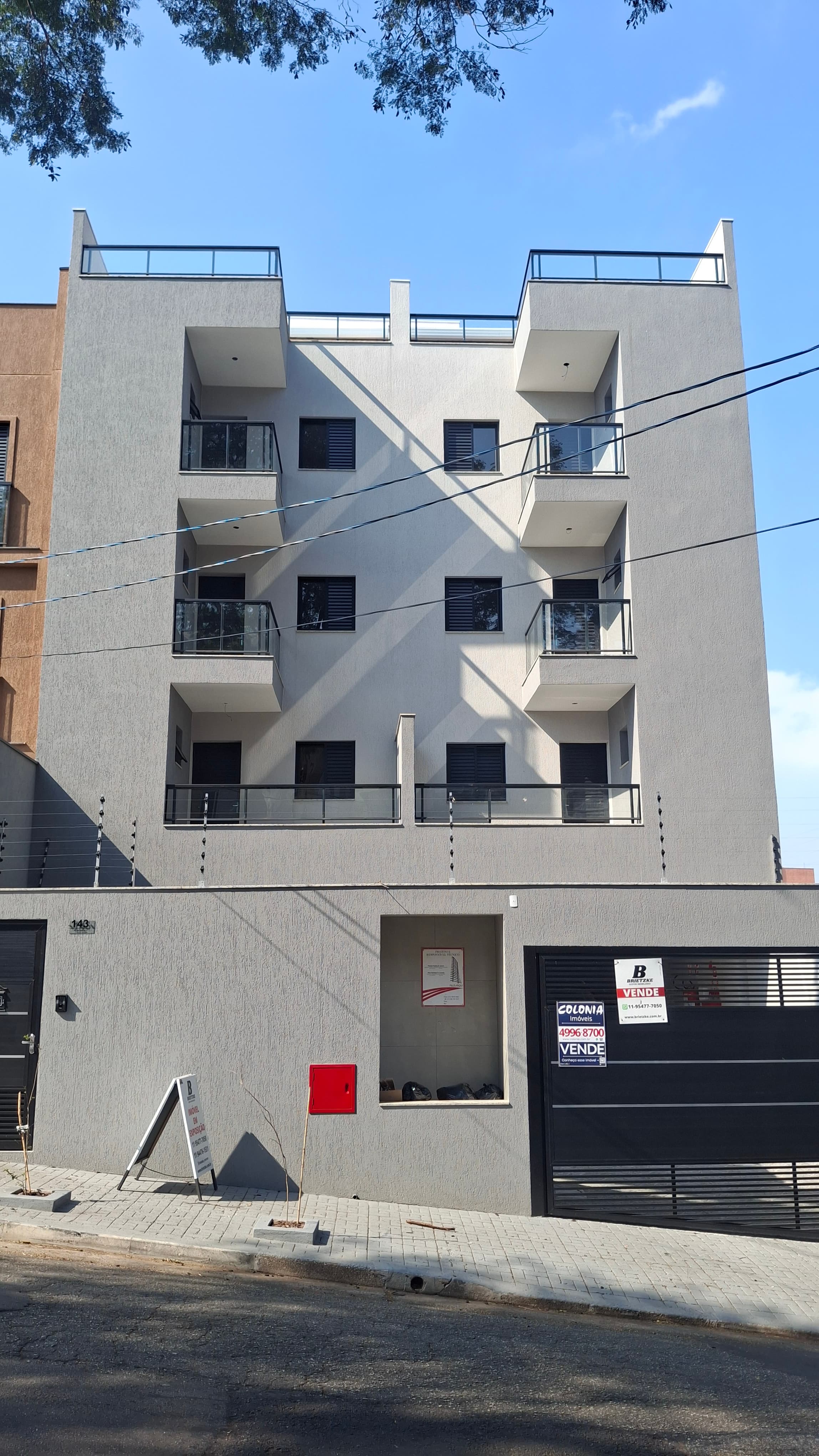 Cobertura duplex sem condominio 2 dormitórios com elevador até o Terraço 