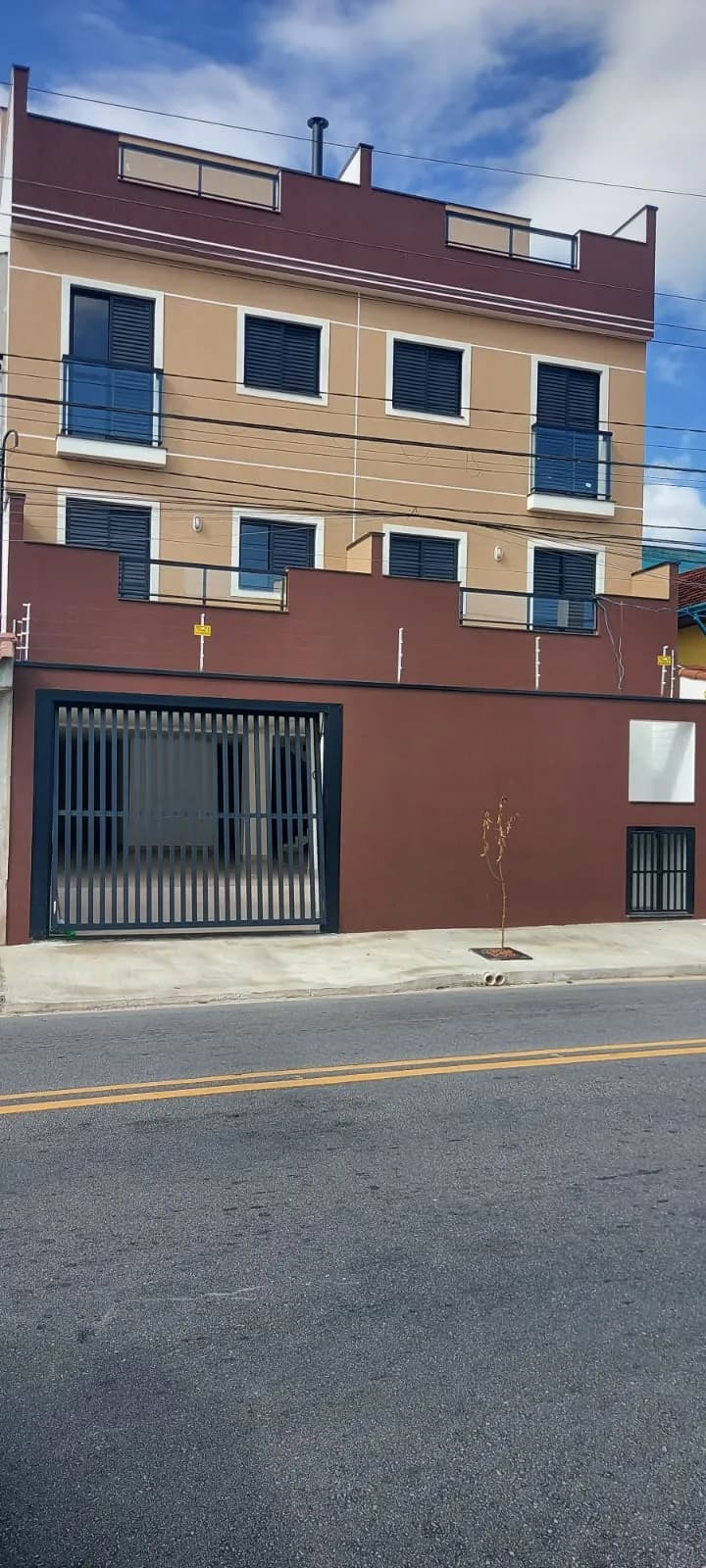 Cobertura dupléx sem condominio 2 dorm com elevador até o Terraço 